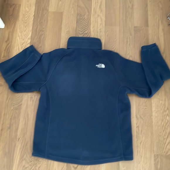 North face fleece - Picture 3 of 6